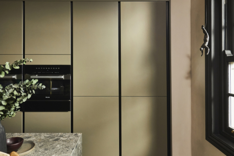 MG0007-Magnet-DR_Fridge-Closed-1